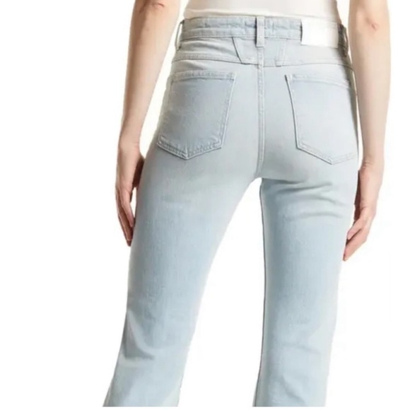 CLOSED "BAYLIN RIPPED RAW HEM STRAIGHT LEG" Jeans In "LIGHT BLUE" - Picture 3 of 16
